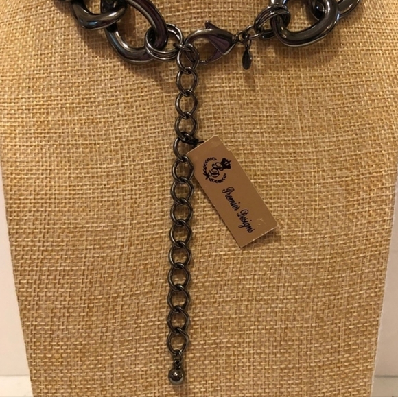 NEW Premier Designs Limited Edition Roxy Necklace Lightweight Gunmetal - Picture 8 of 13